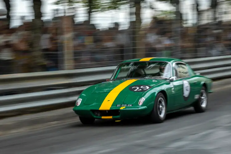 La Lotus Elan +2 de Green Spirit Racing
